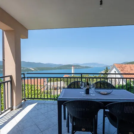 Gabriel * Neum